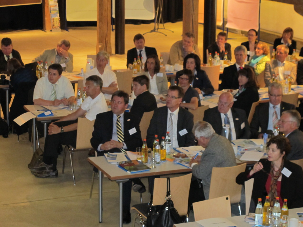 blick_in_den_saal_3.jpg